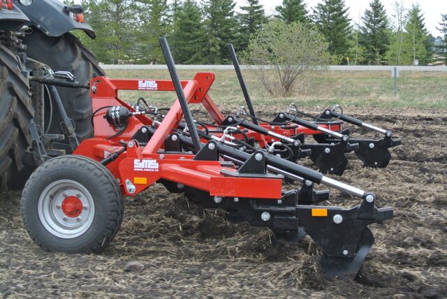 Hloubkový kypřič TALON – Talon 400/8